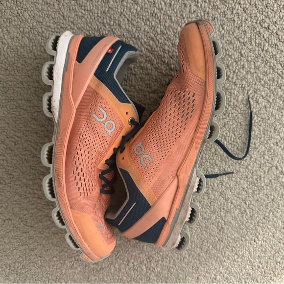 On Cloud Cloudsurfer Peach and Navy Running Shoes - Picture 1 of 4